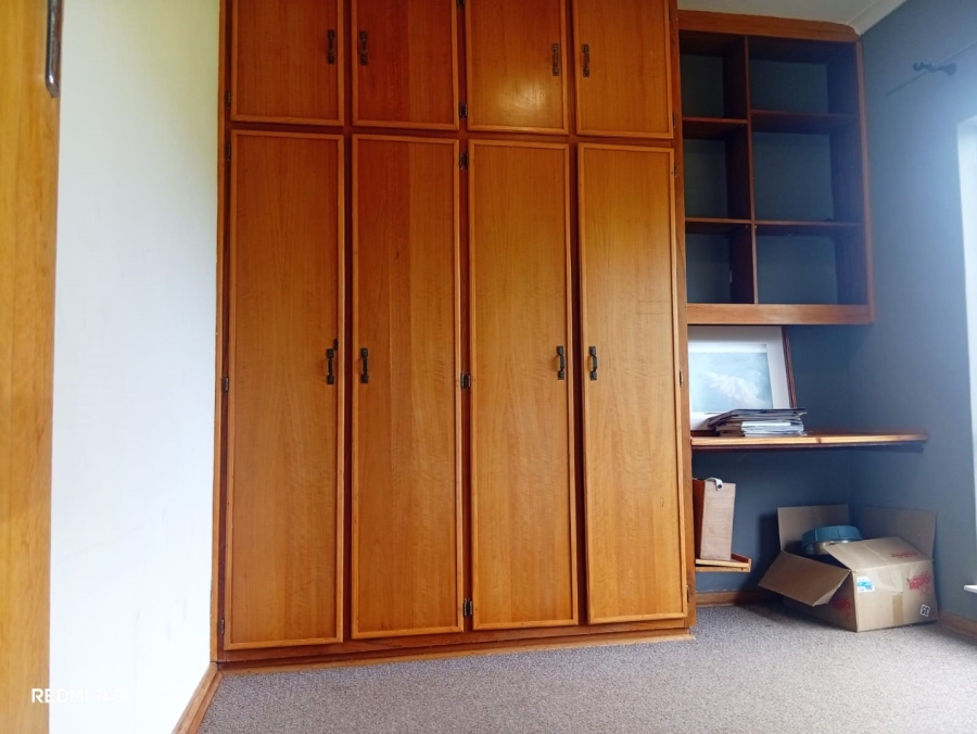 5 Bedroom Property for Sale in Universitas Ridge Free State